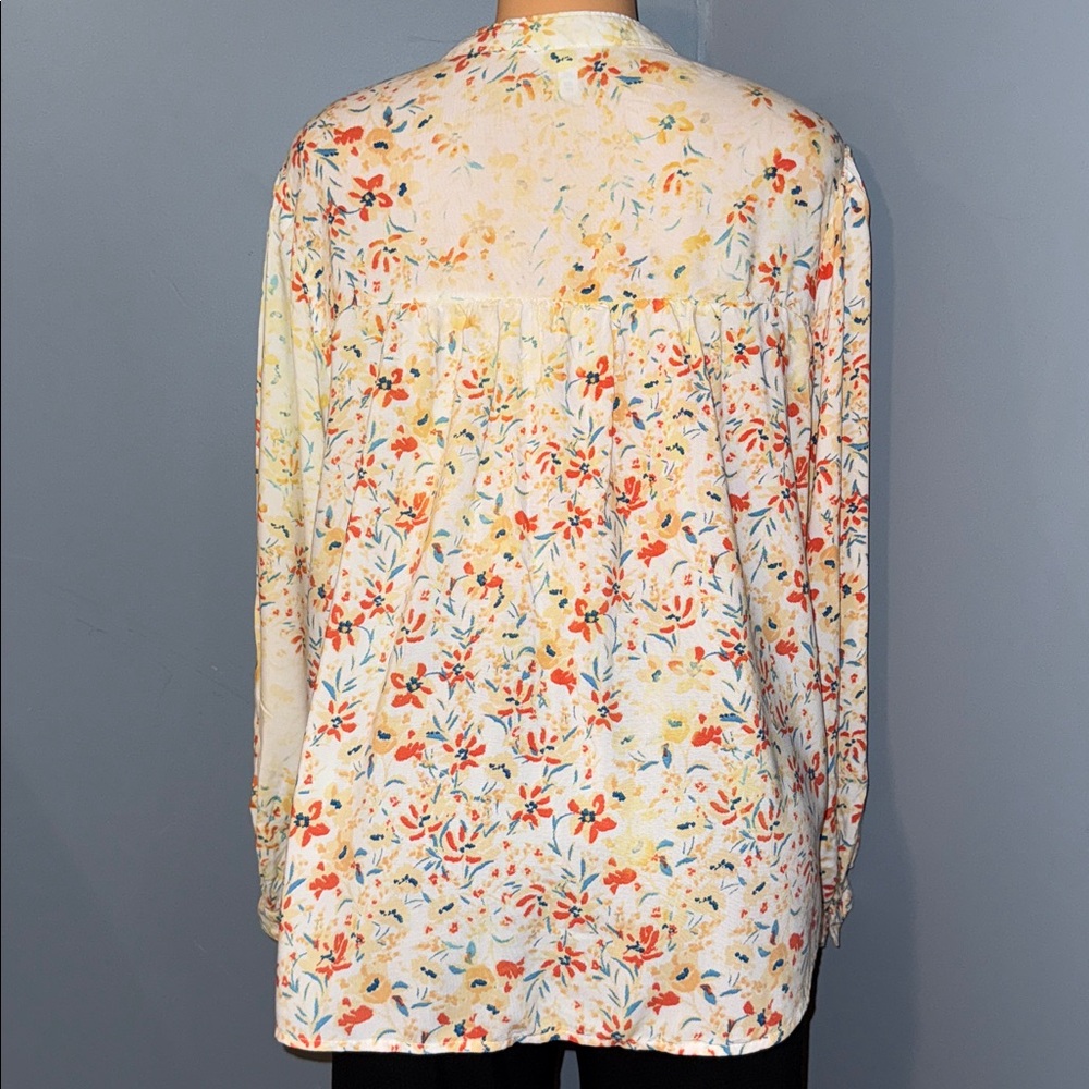 Time & Tru Floral Long Sleeve Smocked Top - Size XXL - Picture 6 of 7
